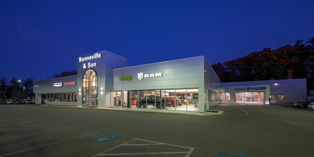 Dealership gallery photo 1